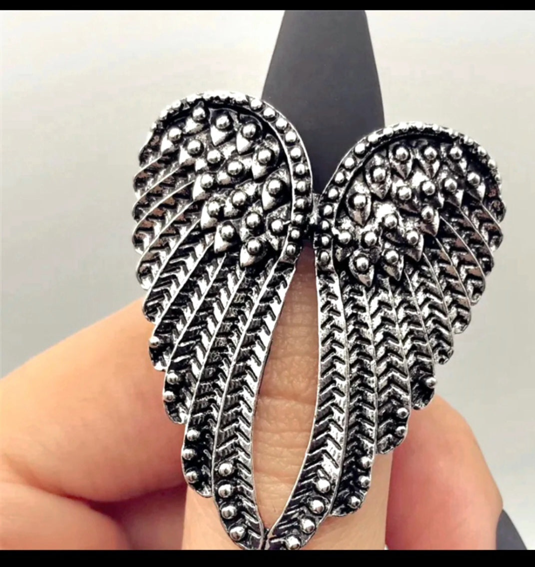 Elegant Large Silver Angel Wings Inspirational Ring